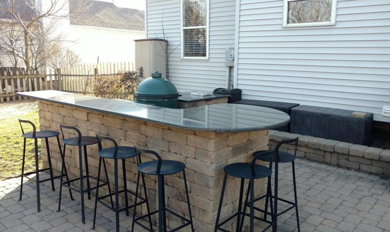 Outdoor gormet kitchen with granite for 7658 Pinehill Rd, Lewis Center, OH